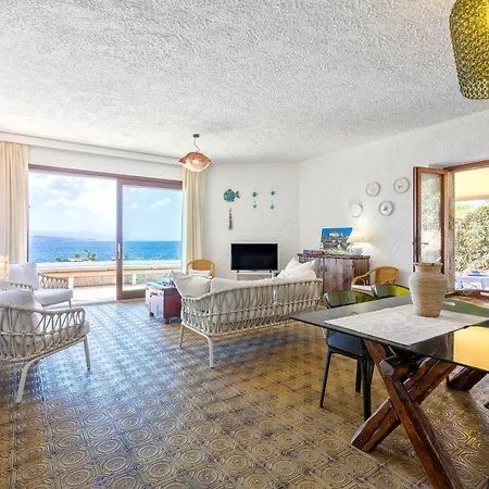 Villa Itadhome - Fronte Mare - Sea View Luxury House Fertilia