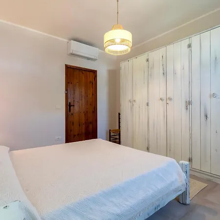 Villa Itadhome - Fronte Mare - Sea View Luxury House Fertilia